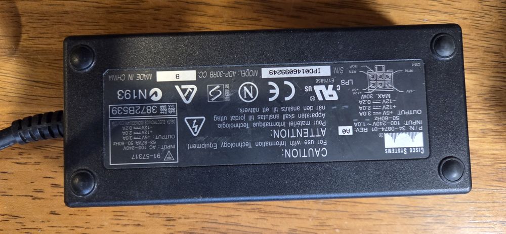 Продам роутер Cisco 1751 з платами WIC-1B-S/T + WIC-1ENET