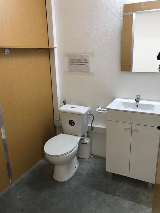 Armazem  escritório,, oficina para computadador , garagem