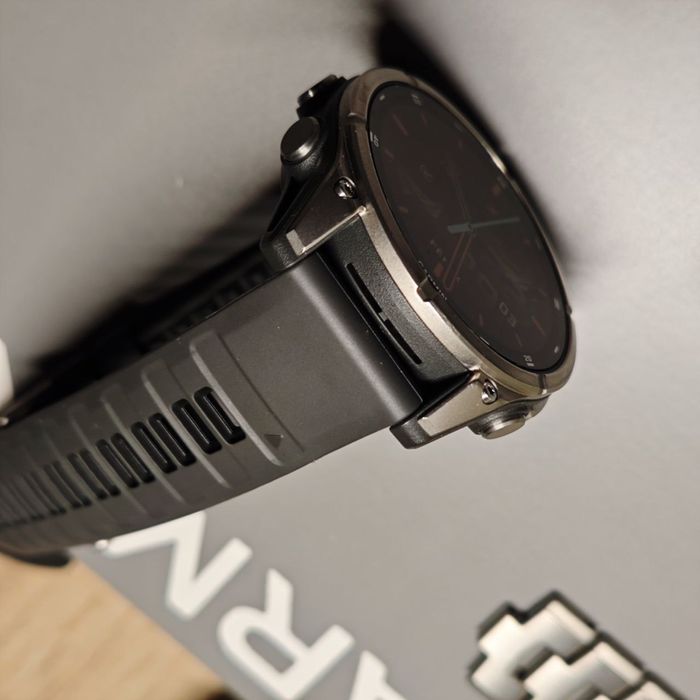 Garmin Fenix 8 – 47 mm AMOLED Sapphire Titanium