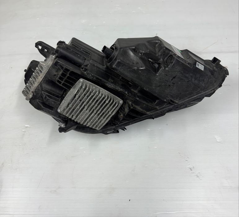 Opel Insignia B Lift lampa lewa Lux europa