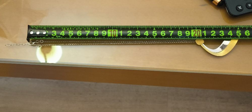 Colar moderno e elegante em prata