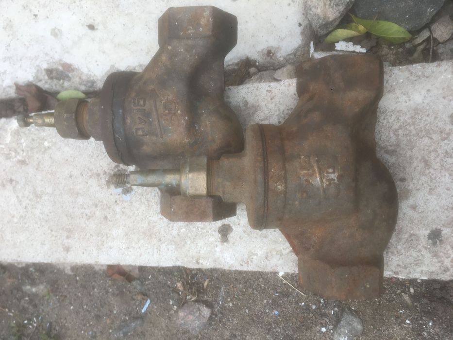 Вентиль кран чугунный фланцевый РУ 16 /40 СССР