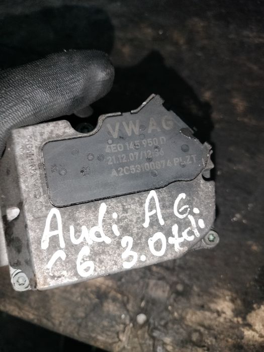 Дроссельная заслонка электро Audi A6 3.0tdi (C6) 2004-2011 4E0145950D