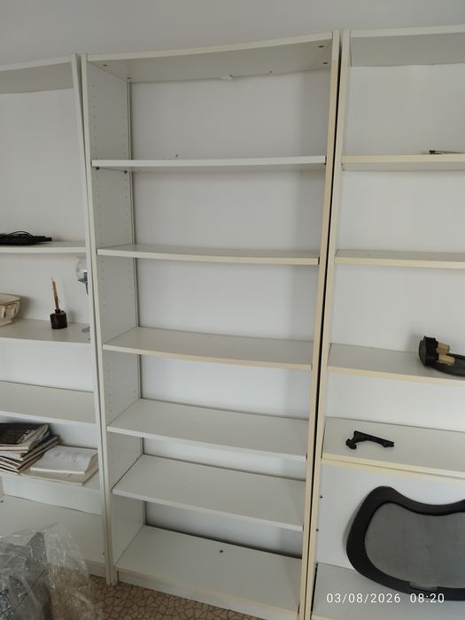 Estante IKEA para desocupar