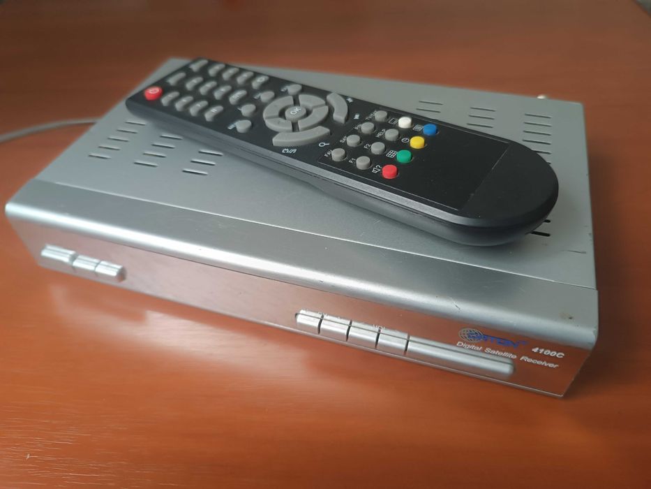 Супутниковий тюнер, ресивер Orton 4100C
