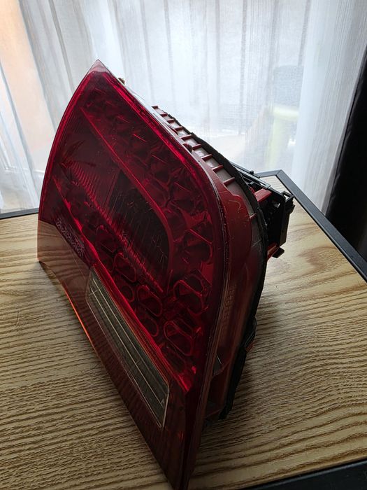 Lampa tył Audi A6C6 LED lewa w klape Audi A6 C6 Avant