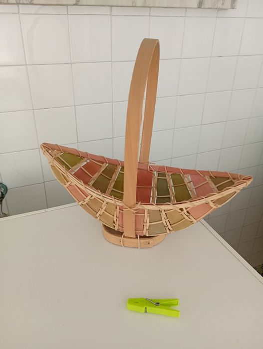 Cesta Vintage em Madeira/Vime Estilo 'Jangada'