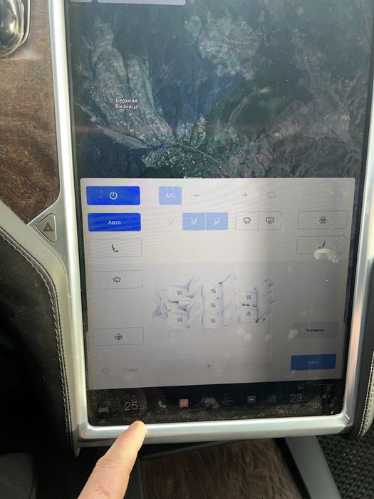 Tesla Model X 75D 2018 року