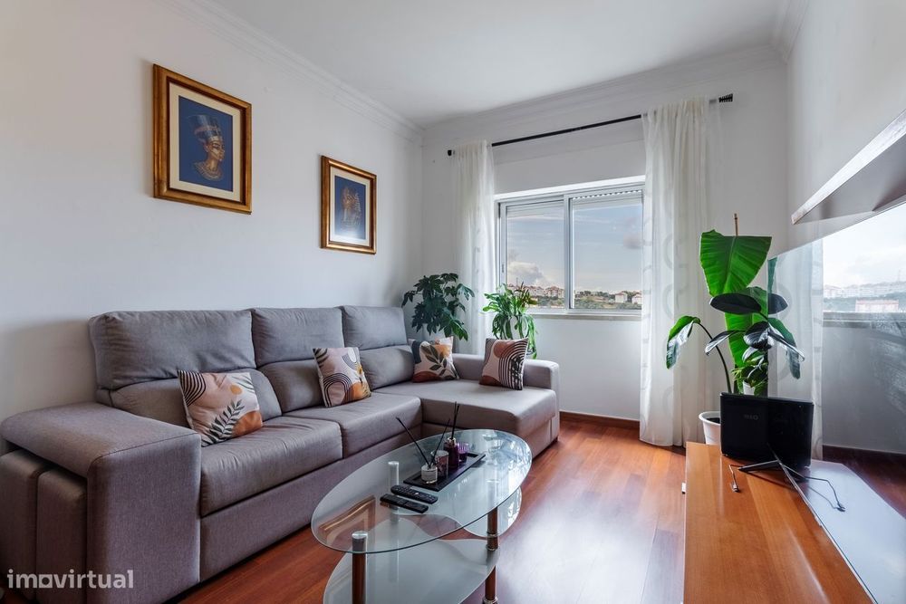 T2+1 Apartment with Unobstructed View | Cacém