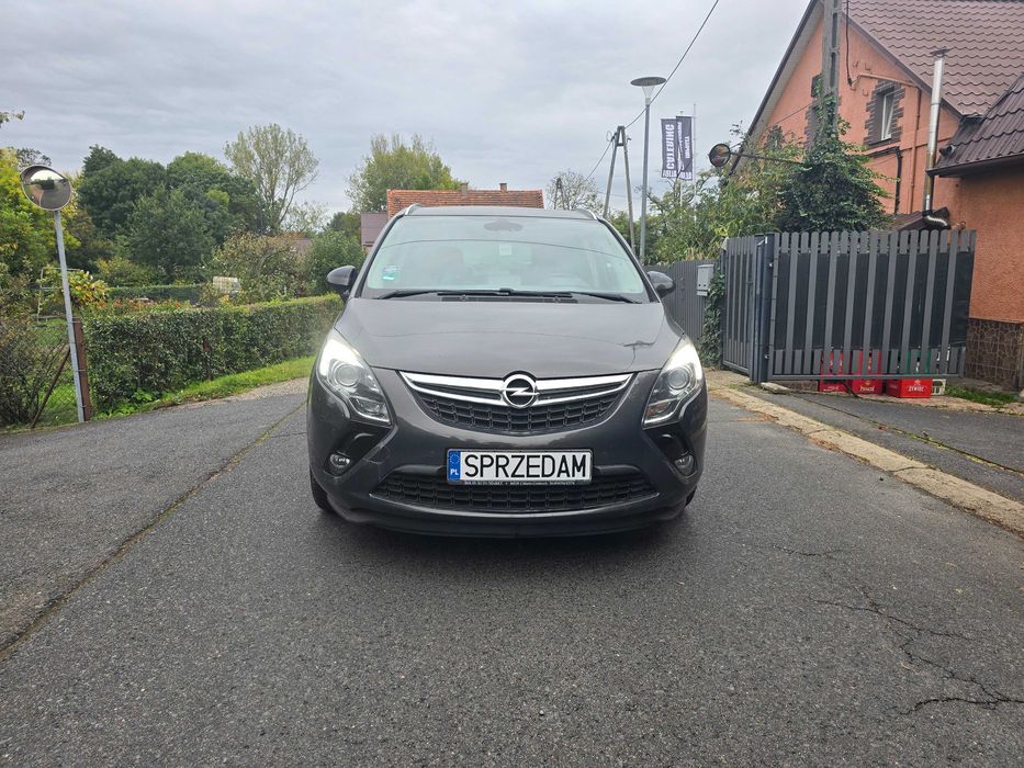 Opel Zafira C 2014r 2.0 CDTI 165KM Cosmo Alu 17 Kamera PDC 7 miejsc Polecam