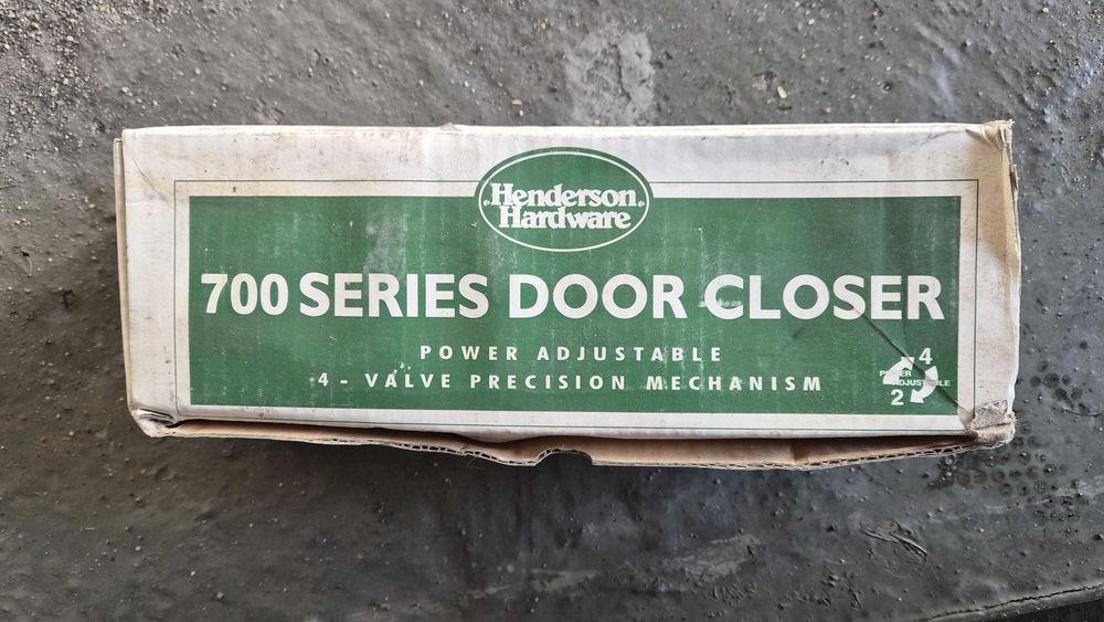 Samozamykacz do drzwi Henderson door closer
