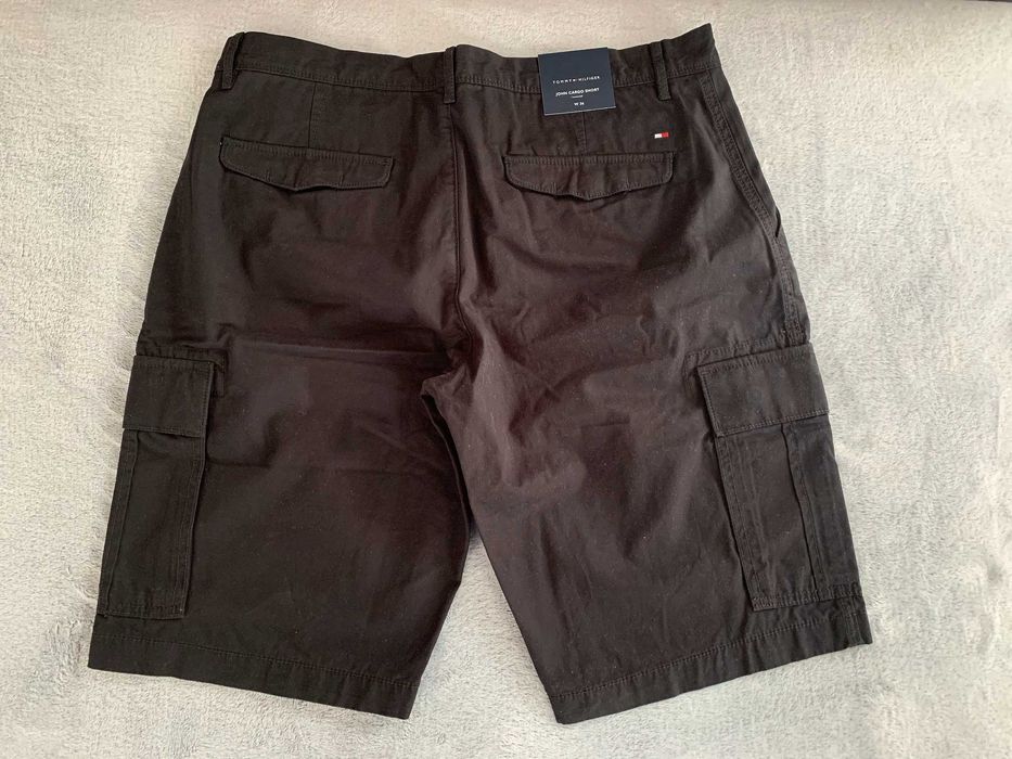 Nowe spodenki czarne Tommy Hilfiger roz. 36