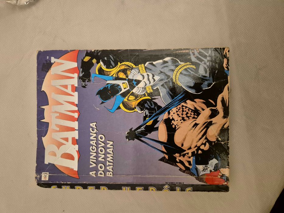 livro BatMan a vingança do novo Batman