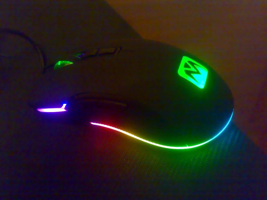 ИГРОВАЯ мышь MantisTek® GM2 Pmw 3320