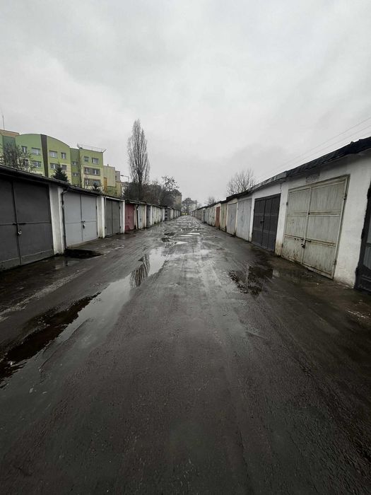 Garaż do wynajęcia - Zosinek -