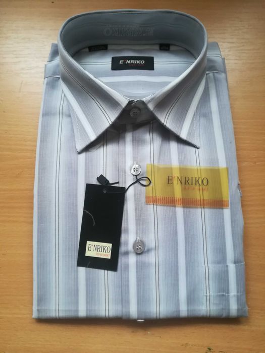 Продаю рубашку мужскую с коротким рукавом " E Nrico " Super Shirt