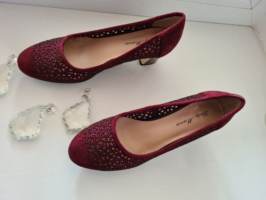 Продам жіночі туфлі