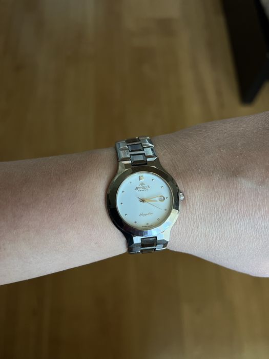 Швейцарський годинник Apella Geneve Sapphire (оригінал)