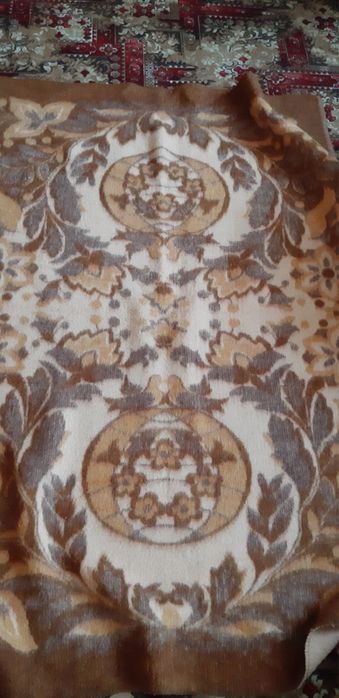 Одеяла верблюжье новые