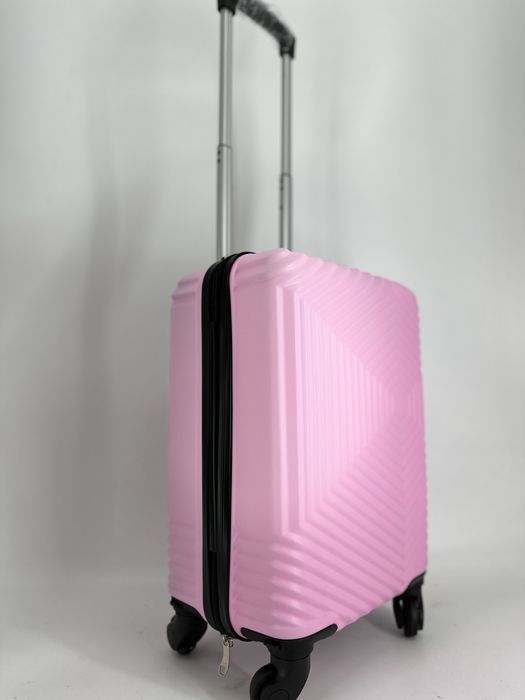 Nowa walizka S - mix kolor