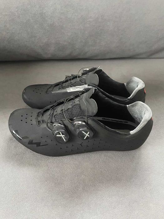 Веловзуття Northwave Revolution 2 розмip UK 8 (41,5 267мм) black