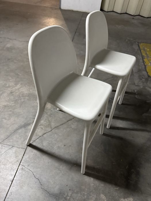 2 Cadeiras Urban Ikea ideal para criancas