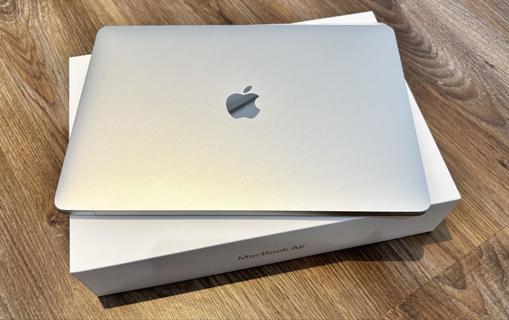 MacBook Air 2020 como novo