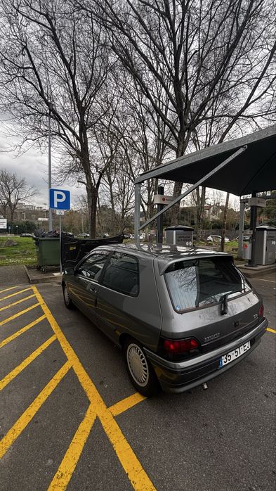 Renault clio mk1