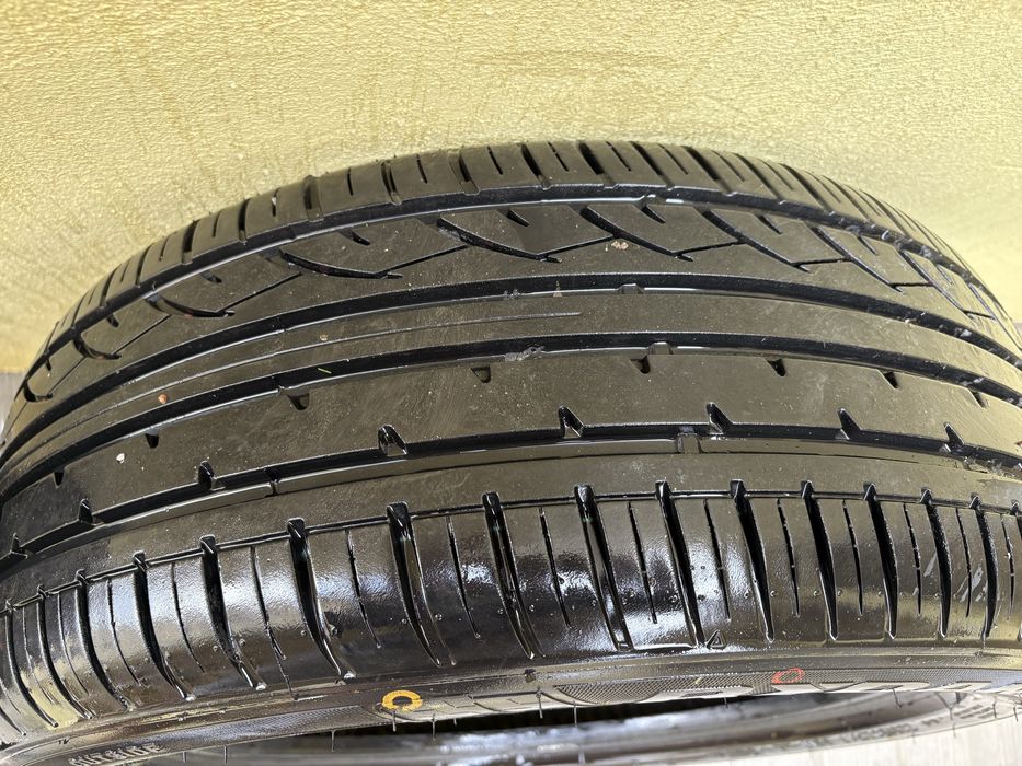 Pneus 225/50r17 98W XL semi-novos