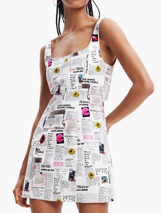 Стильна сукня  — модель Breaking News (23SWVW29) від бренду Desigual.