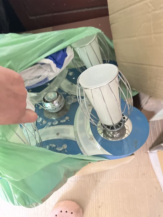 Потолочна люстра