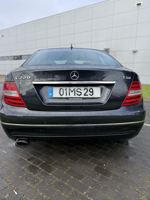 Mercedes C220 cdi - Diesel - AUTOMÁTICO - NACIONAL