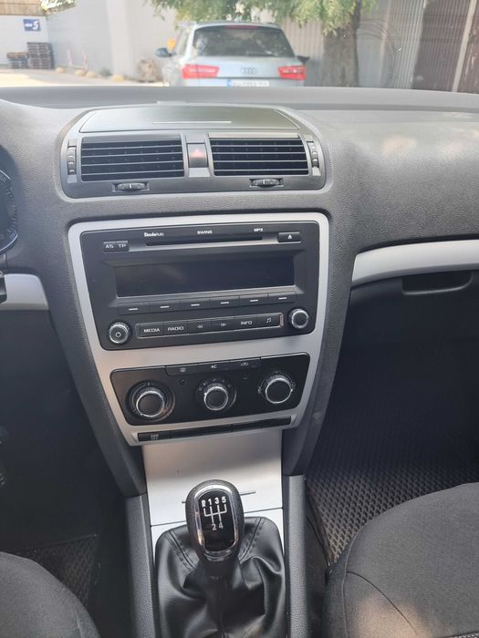 Skoda Octavia 2009 VIN Y6UCA41Z3AB150415 фото оголошення 20 з 24