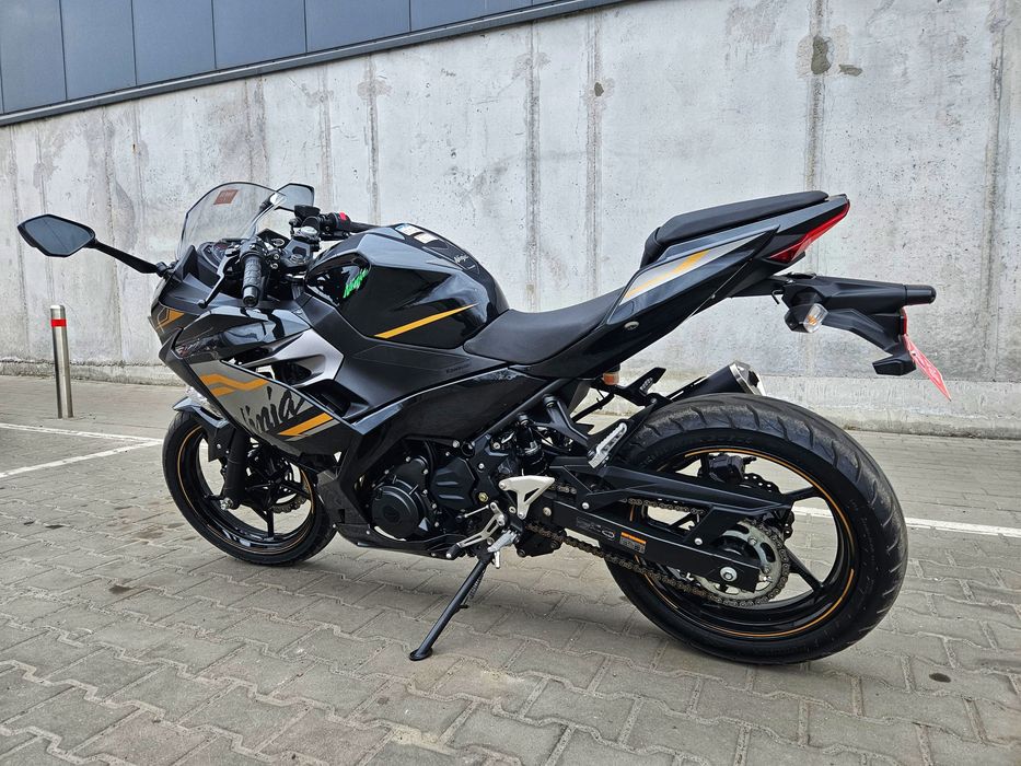 kawasaki zx4r - купить мототехнику - Цена на OLX.ua