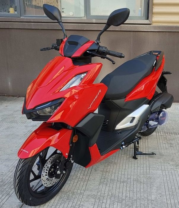Продаю скутер Viper VP150X-VMAX