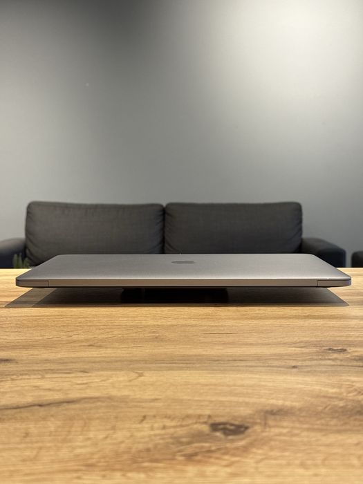 Macbook pro 15 2018 core i7 16/512gb !! Гарантія від магазину !!