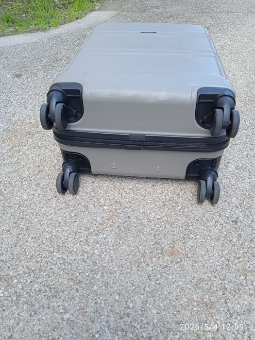 Mala de viagem  20kg como nova com 65×40×25 cm  impecavel .