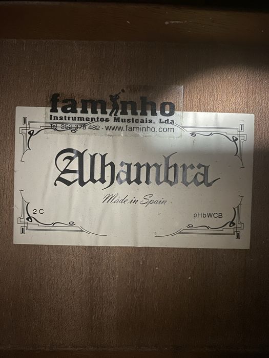 Guitarra Clássica Alhambra 2C (Made in Spain) - Venda ou Troca por Acústica