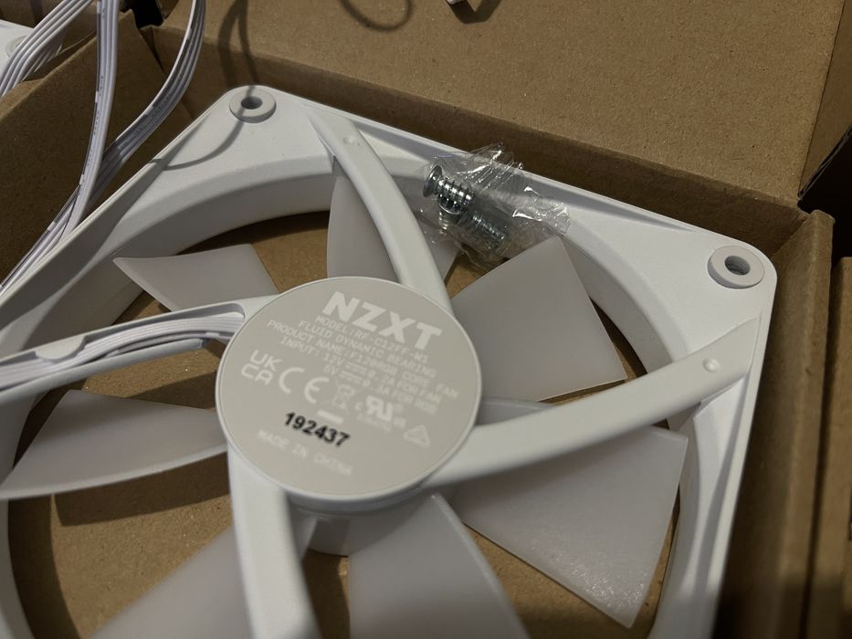 Набор вентиляторов NZXT RGB Fans - Triple F120RGB - 120 мм White