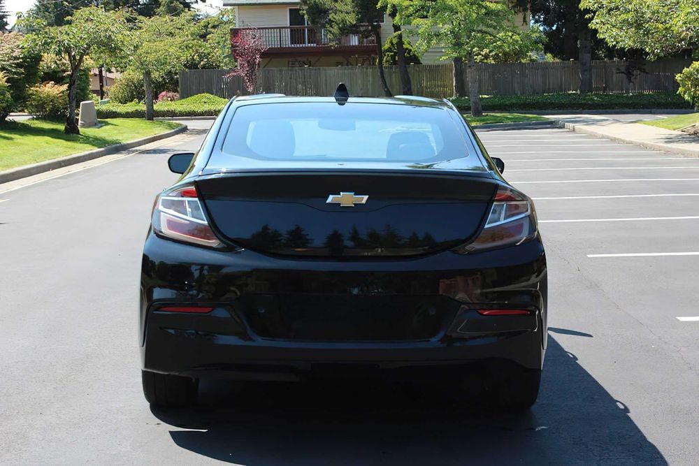 Chevrolet Volt Premier      2017