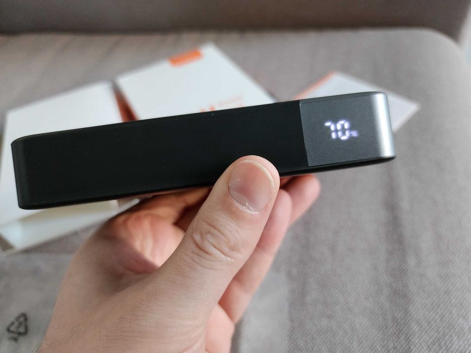 J2621 PowerBank 20000mAh 45W PD 3.0 QC 4.0 Fast Charging Нова