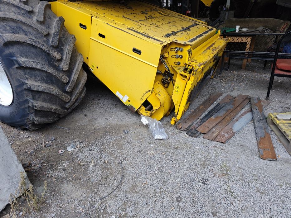 Комбайн new holland cr9080 з картографією