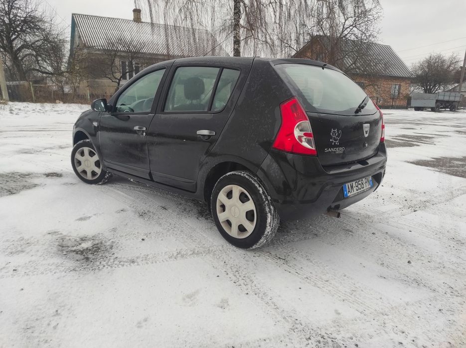 Дачія сандеро 1.4 Газ-бензин з кондиціонером