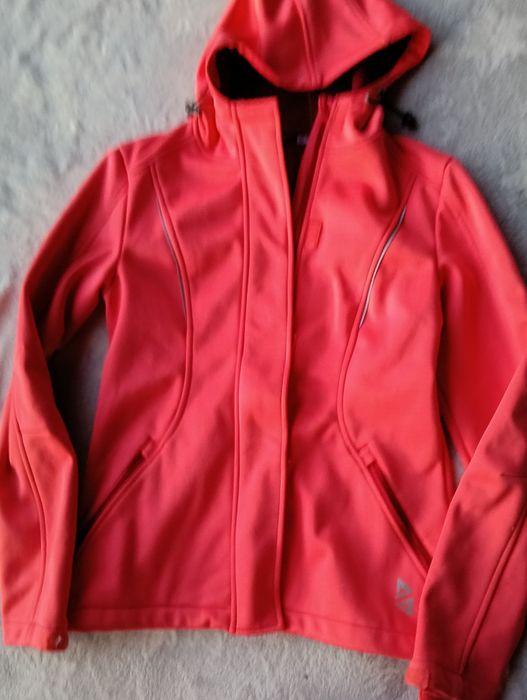 Softshell damski z kapturem rozmiar 34 firmy Crivit