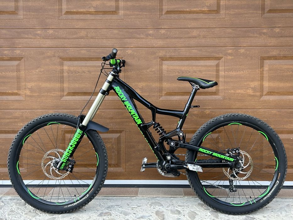 Велосипед  Rocky Mountain Flatline DH