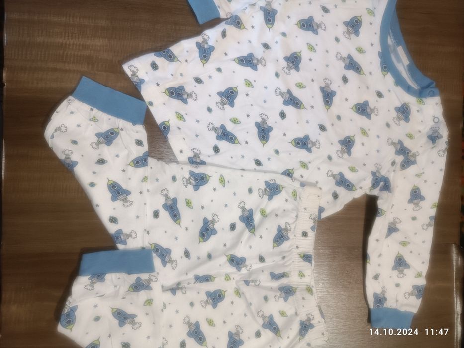 Продам дитячі речі