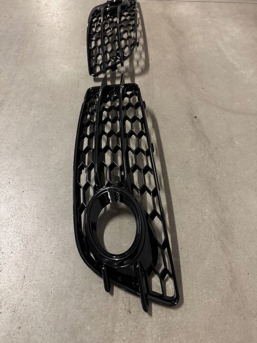Kratki halogenów, plaster miodu (grill). Audi A4 B8 przedliftem s-line
