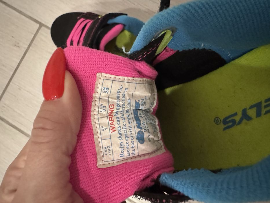 Роликові кросівки Heelys  33 розмір