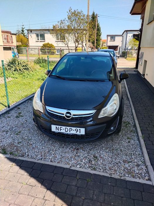 Opel Corsa Opel Corsa D 2011r. 1.4 16v.150tys.km.Klima,Poduszki,Elektryka