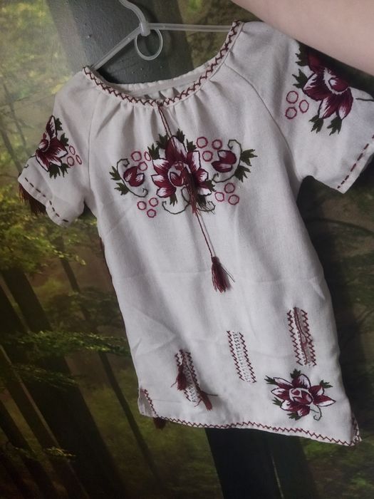 Продам сукню вишиванку 4-5р